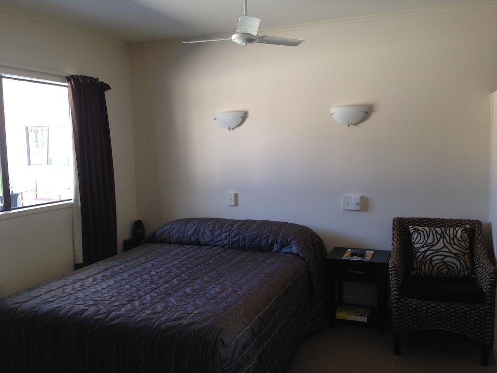 המילטון Ballinor Motor Inn מראה חיצוני תמונה