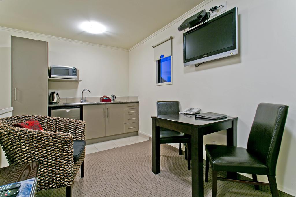 המילטון Ballinor Motor Inn מראה חיצוני תמונה