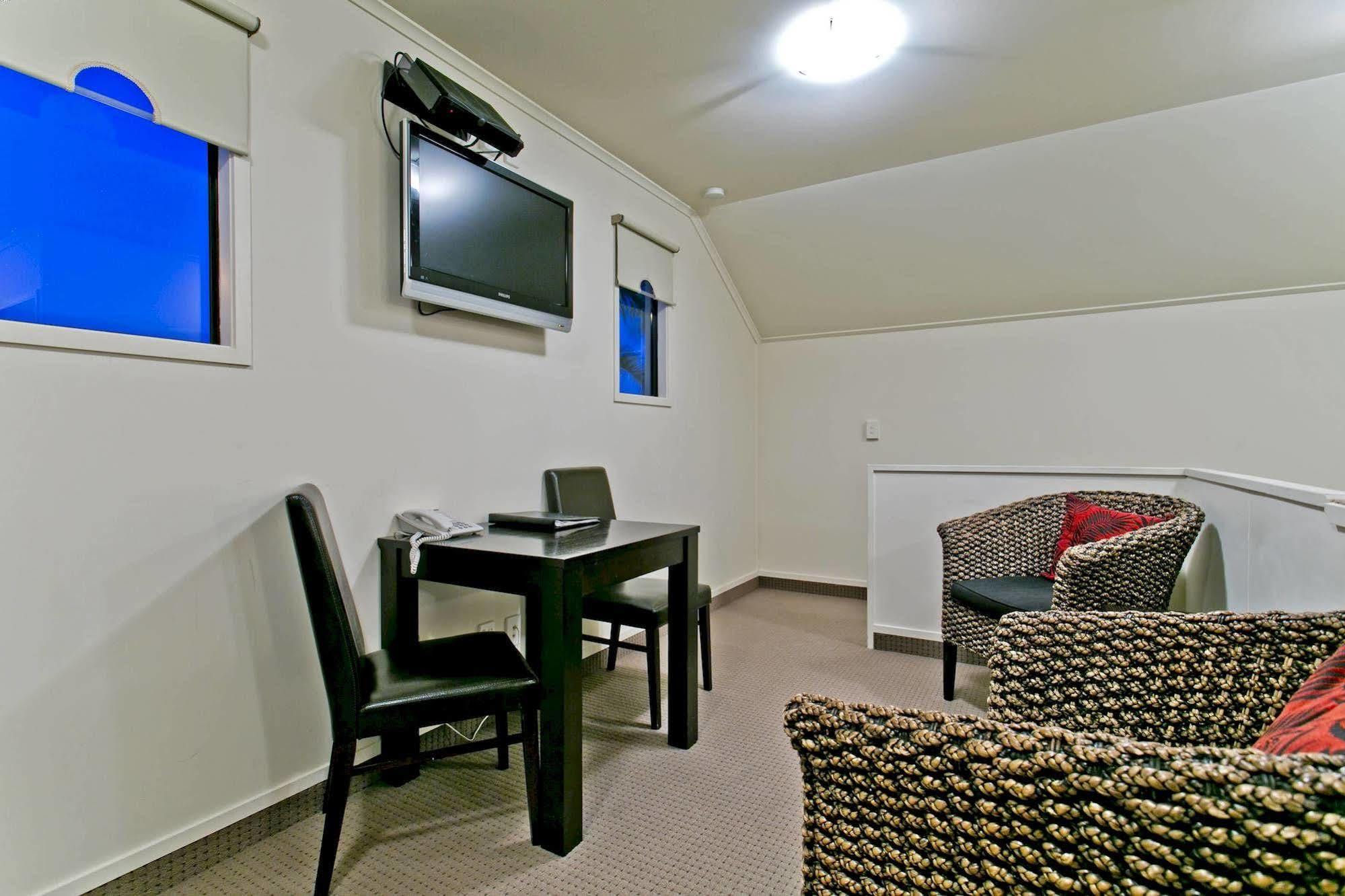 המילטון Ballinor Motor Inn מראה חיצוני תמונה