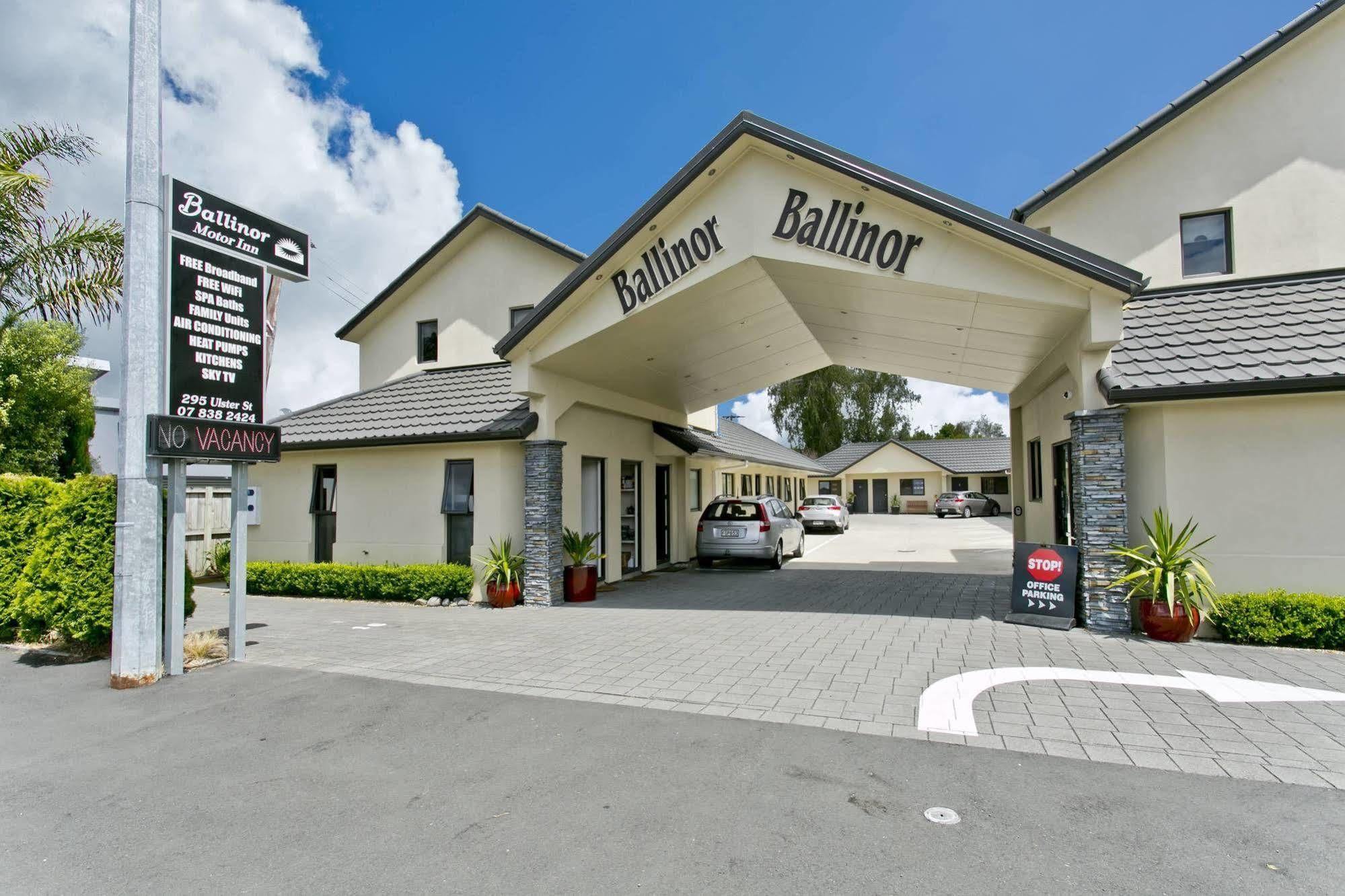 המילטון Ballinor Motor Inn מראה חיצוני תמונה
