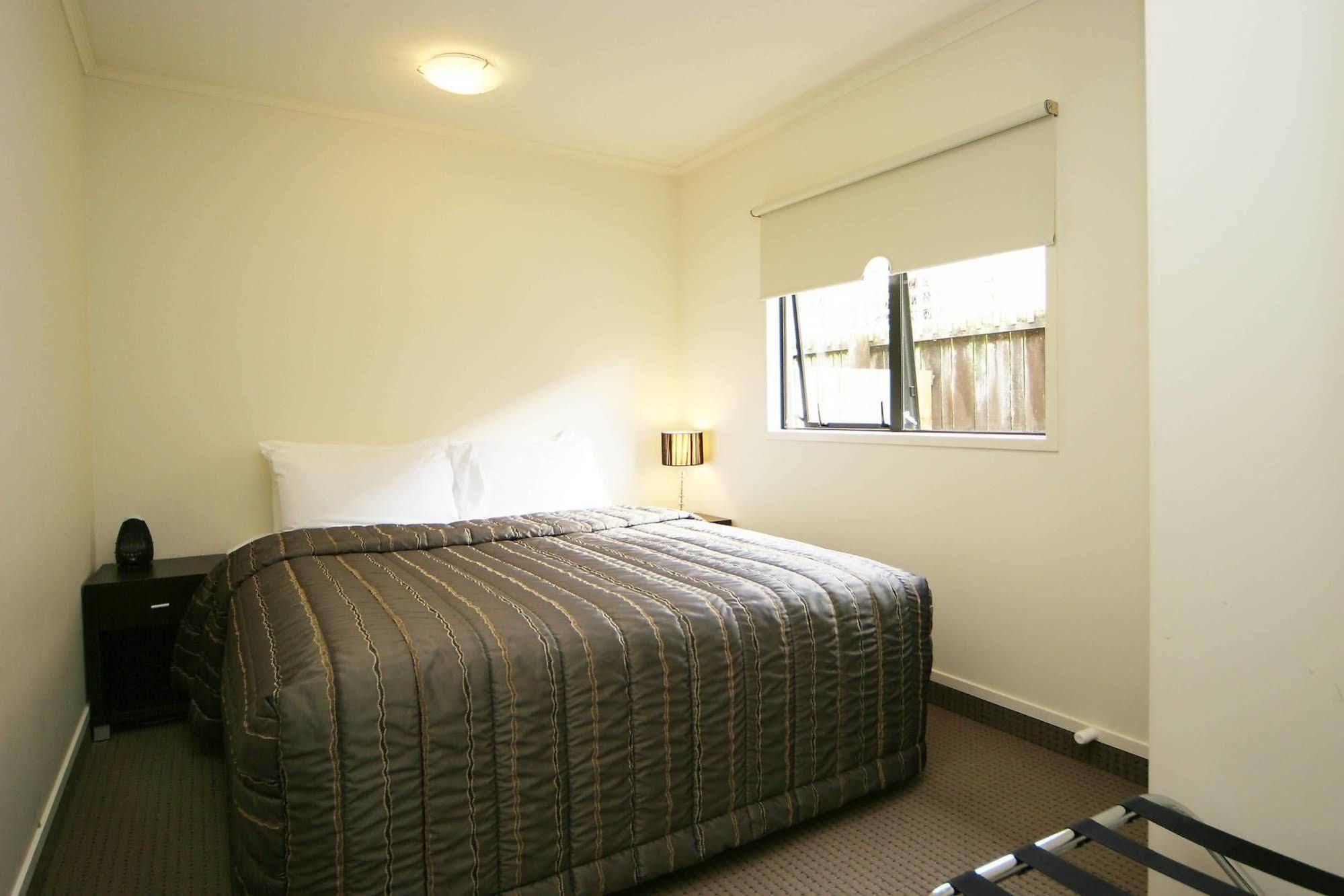 המילטון Ballinor Motor Inn מראה חיצוני תמונה