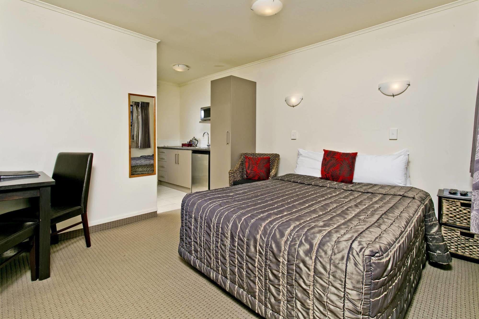 המילטון Ballinor Motor Inn מראה חיצוני תמונה